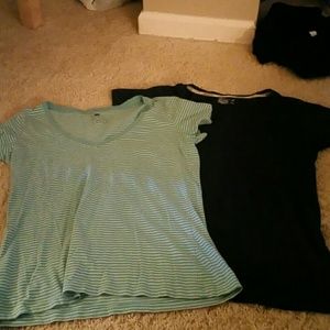 Pact Organic Vneck Tshirts